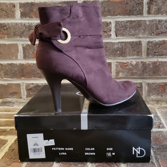 New Direction Bootie - Picture 4 of 4